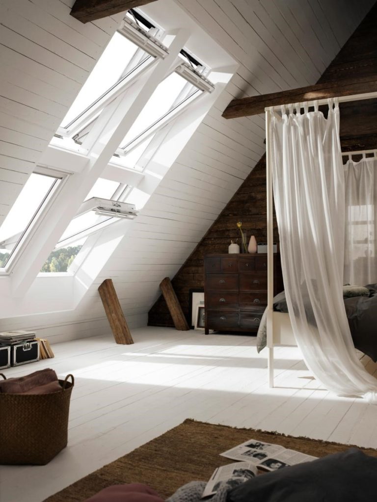 Fenêtre de toit chambre lumineuse